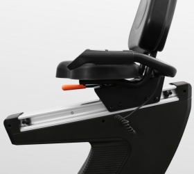 BRONZE GYM R800M Велоэргометр фото 4 BRONZE GYM R800M Велоэргометр фото 4